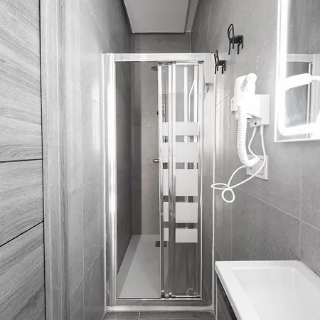 Apartamento Fabuloso Calle Alamos Suites Estudio Málaga