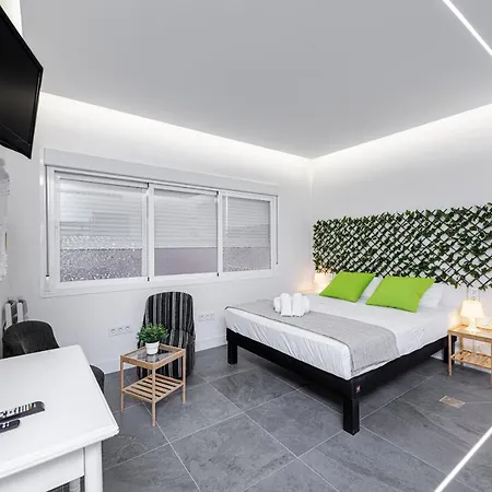 Fabuloso Calle Alamos Suites Estudio *